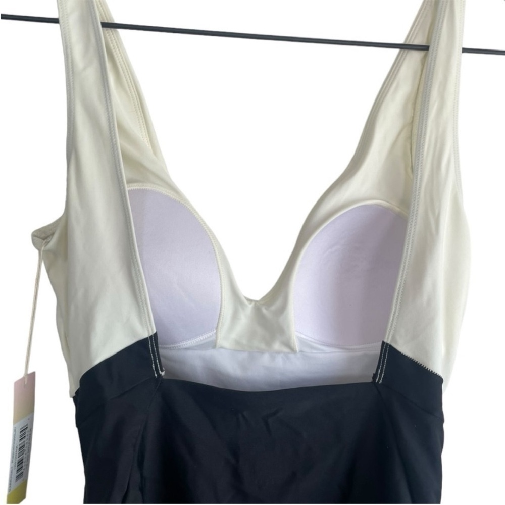 Summersalt White and Black One Piece Swimsuit, New - Picture 4 of 6